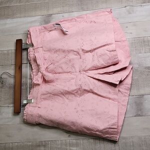 ❤️ 𝅺CROWN & Ivy Pink Cotton Shorts. Size 18.